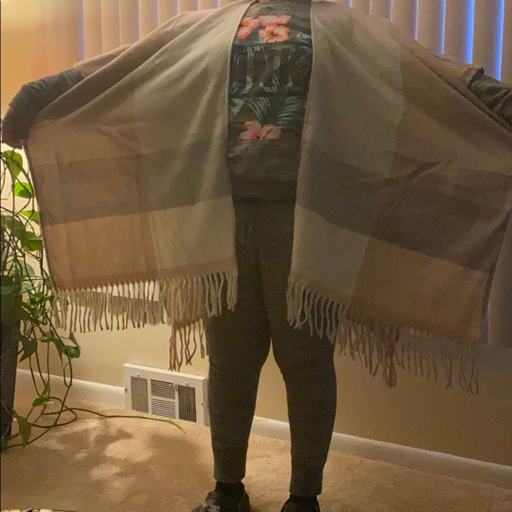 Shawl